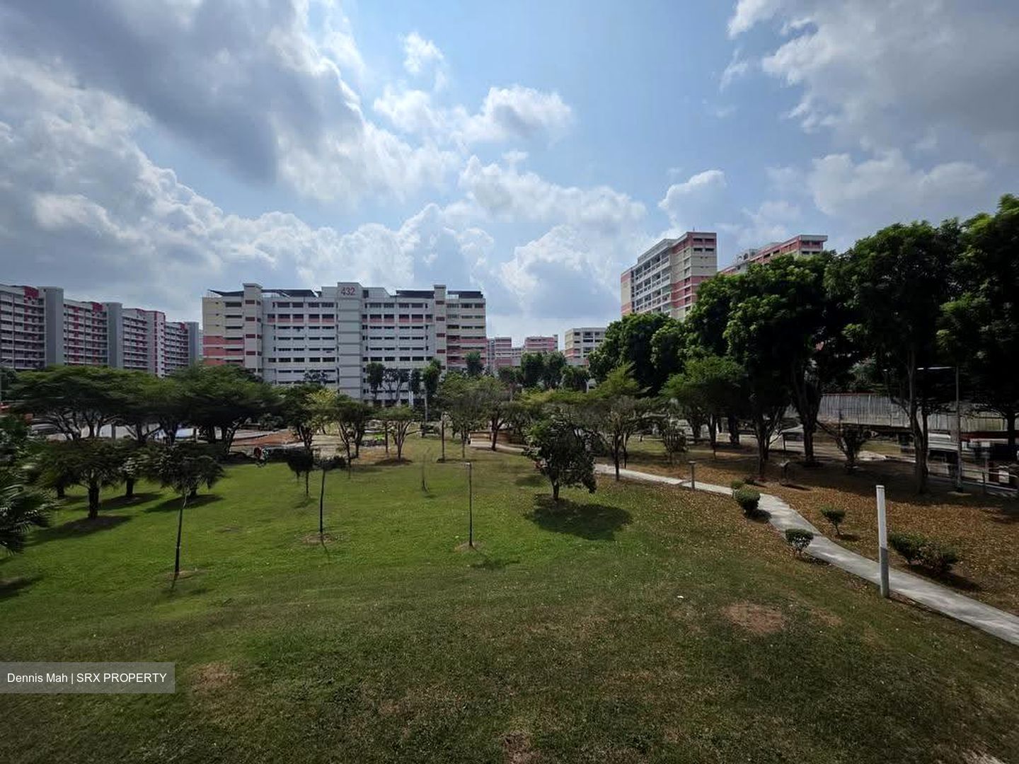 Blk 533 Hougang Avenue 6 (Hougang), HDB Executive #606996321